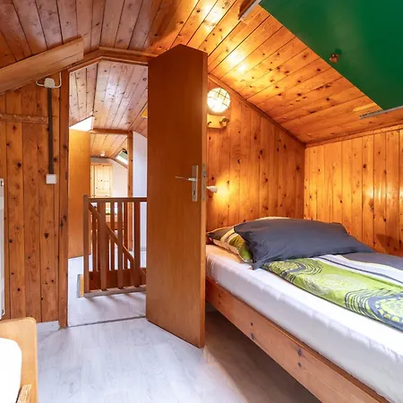 Holiday home Charmantes In - Familienurlaub Busum